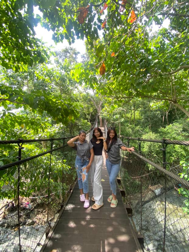 Trekking to Nagpana Falls